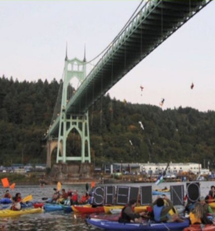 Portland Rising Tide combines long-term strategic campaigning with educational events and direct action to raise awareness and build capacity in our community to stop the plunge into climate chaos. 